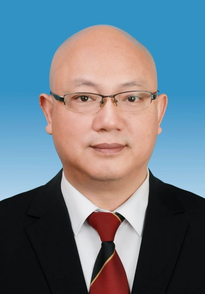 肖志伟   湖南开放大学党委副书记、校长
